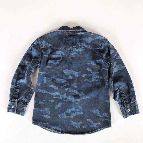 Levi’s Camouflage Button Up - Picture 5 of 7